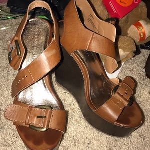 Size 7 brown wedges